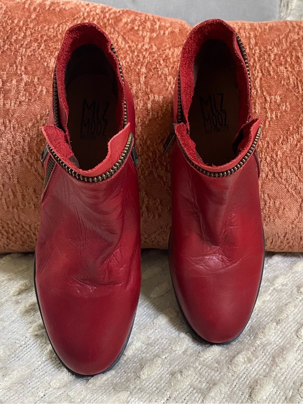 {Miz Mooz} Jet Leather Ankle Boot - Picture 2 of 9